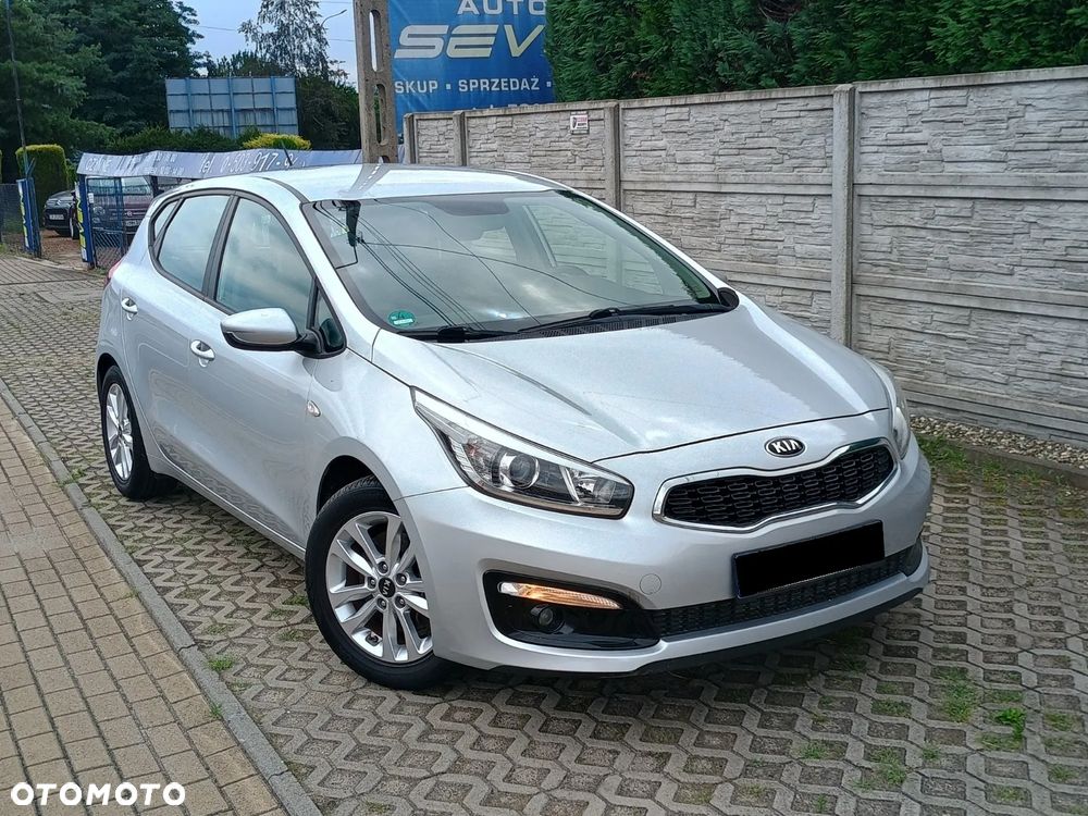 Kia Ceed 1.4 L Business Line - 25