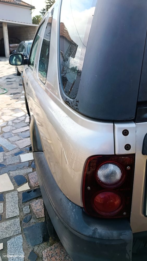 Land Rover Freelander 2.0 di - 10