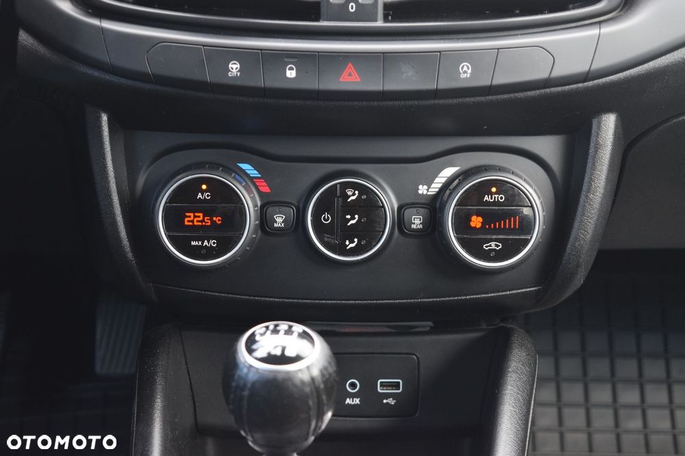 Fiat Tipo 1.4 T-Jet Lounge - 31