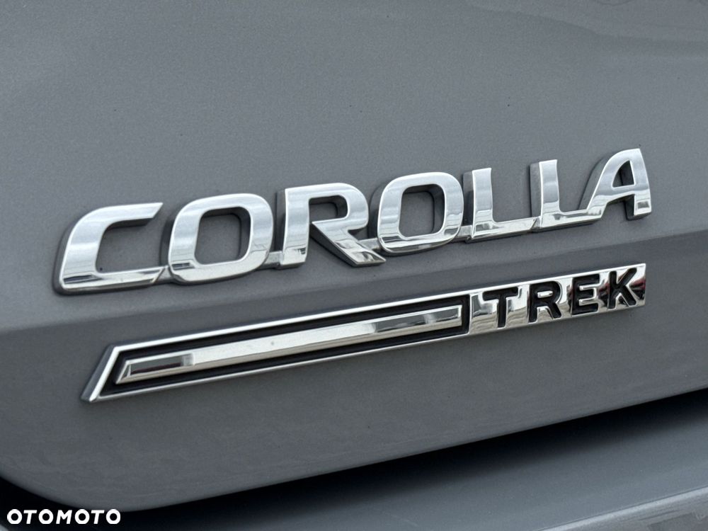 Toyota Corolla 2.0 Hybrid Trek - 25