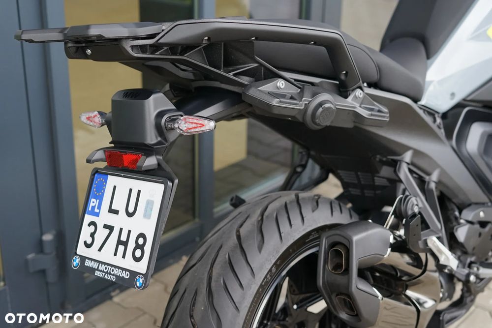 BMW R - 19