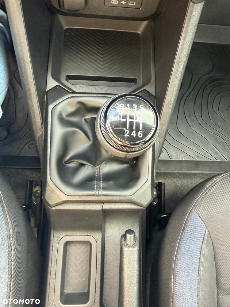 Dacia Duster 1.0 TCe Journey - 17