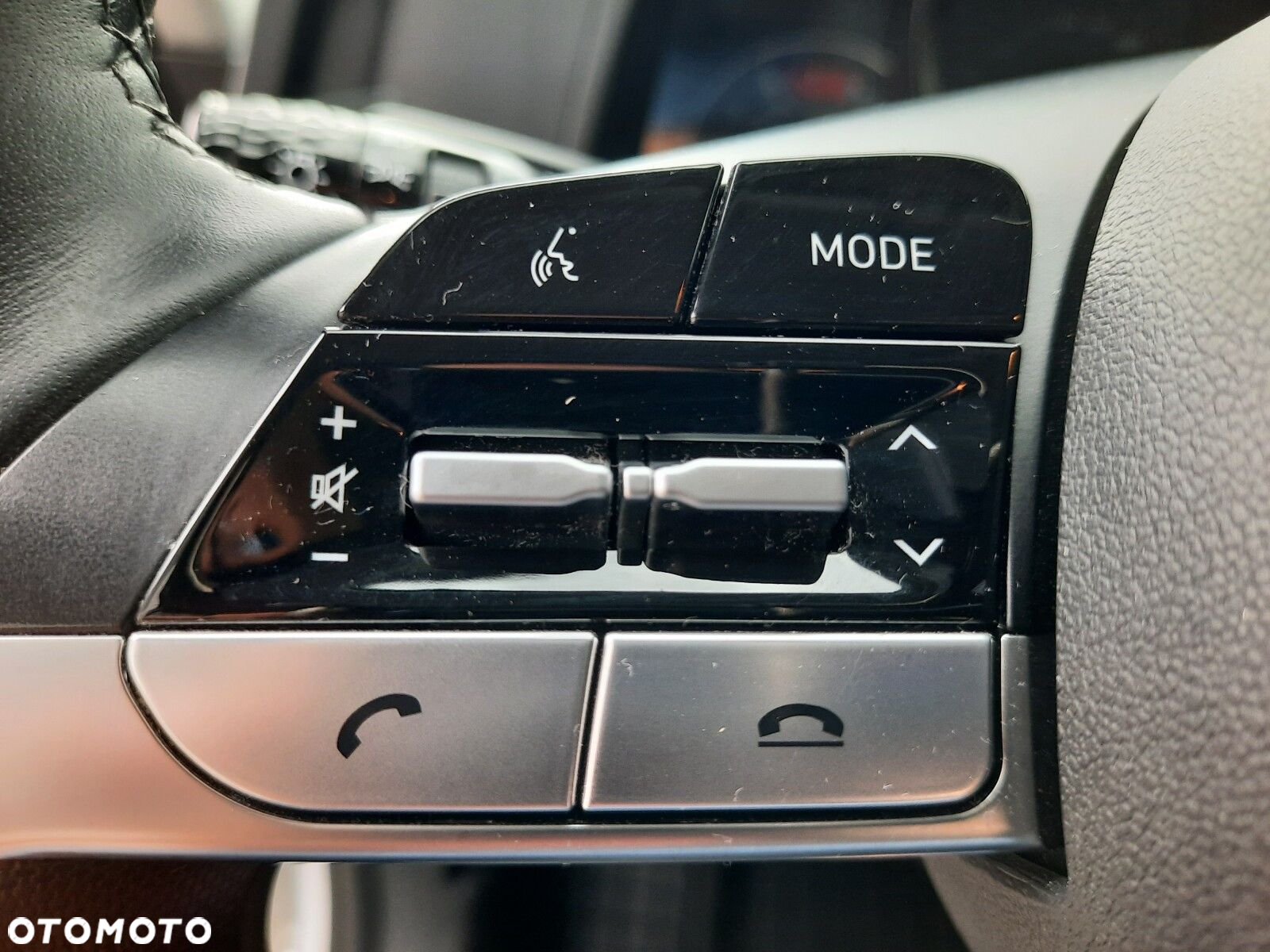 Hyundai Elantra 1.6 Smart CVT - 32