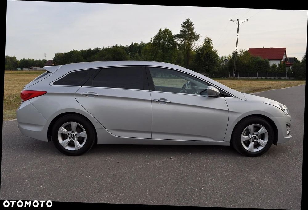 Hyundai i40 i40cw 1.7 CRDi Fifa World Cup Edition - 8