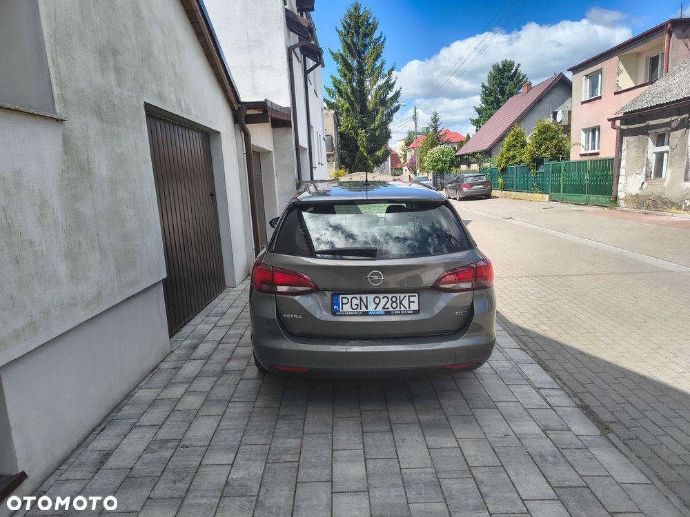 Opel Astra 2018 photo 3