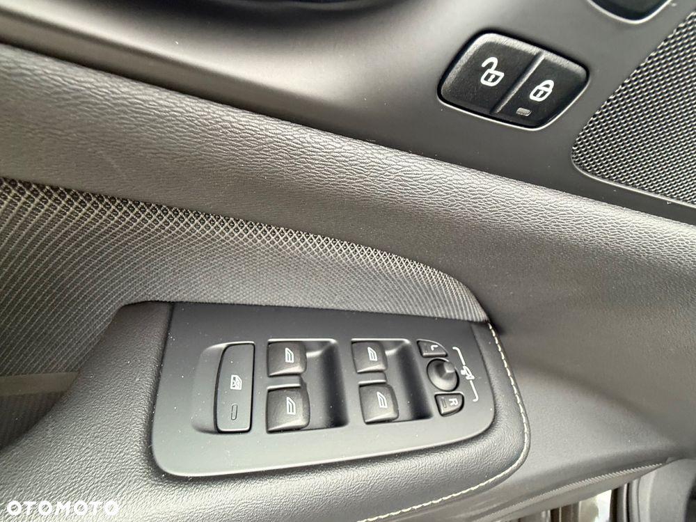 Volvo V60 B4 D Geartronic RDesign - 20