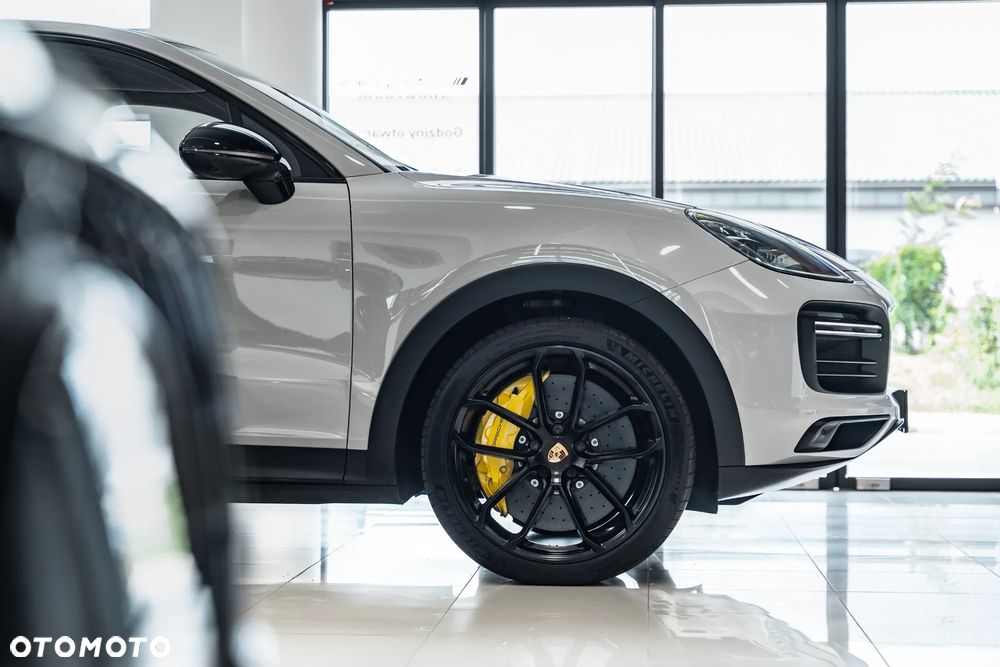 Porsche Cayenne - 17