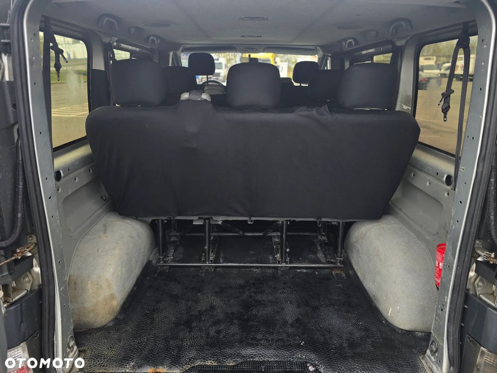 Opel Vivaro - 17