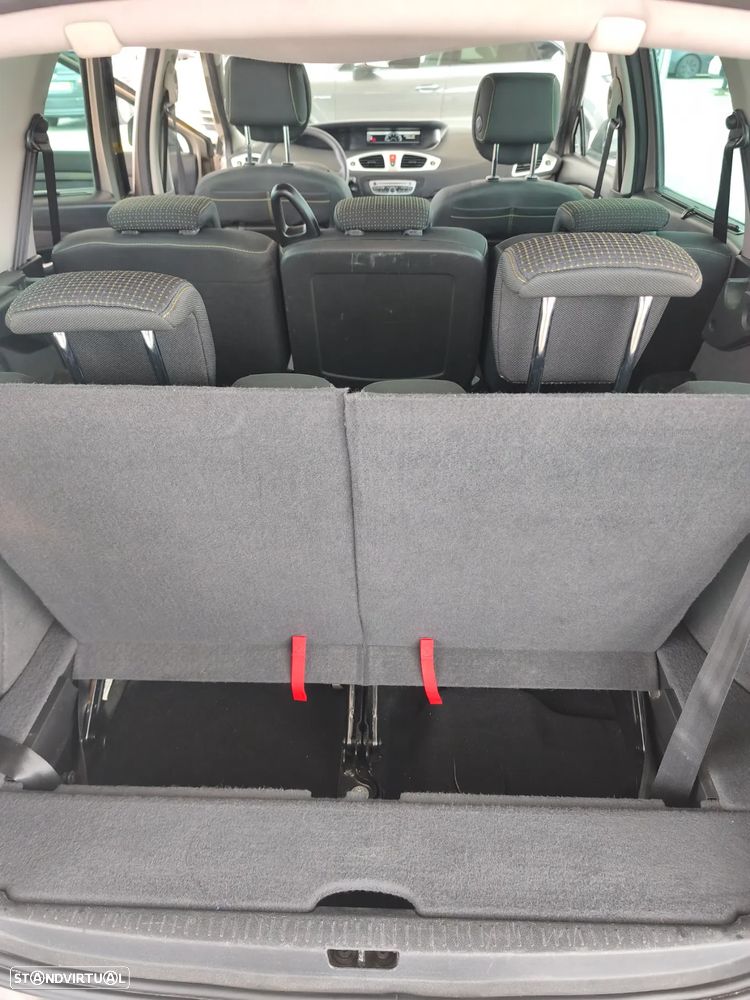 Renault Grand Scénic 1.5 dCi Dynamique S 7L - 17