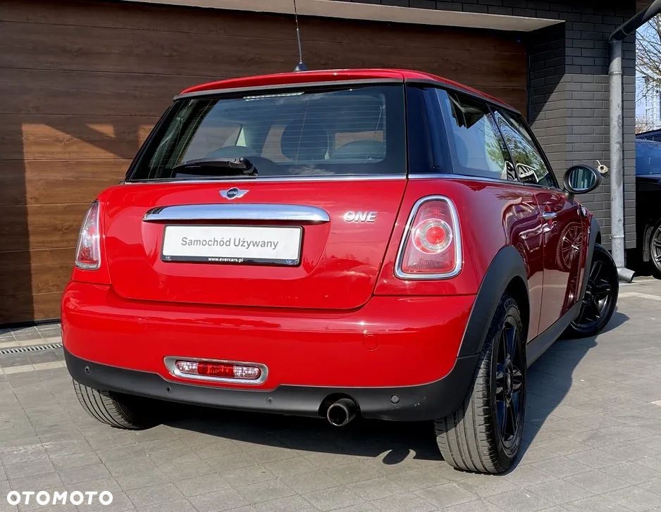 MINI ONE Standard - 10