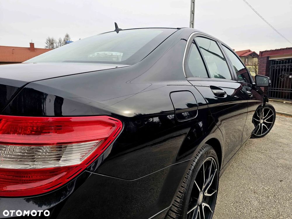 Mercedes-Benz Klasa C 180 CGI Automatik BlueEFFICIENCY SPORT EDITION - 11