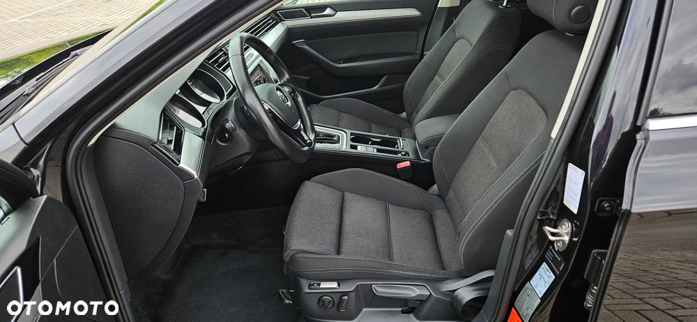 Volkswagen Passat 2.0 TDI SCR Highline DSG - 5
