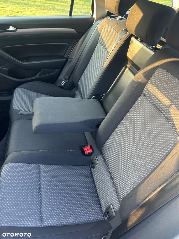 Volkswagen Passat 2.0 TDI BMT Highline DSG - 25