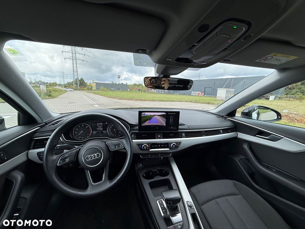 Audi A4 Limousine 35 TFSI mHEV S tronic - 10