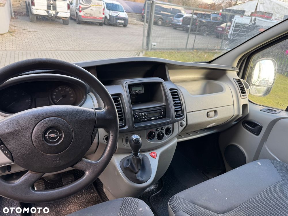 Opel Vivaro - 9