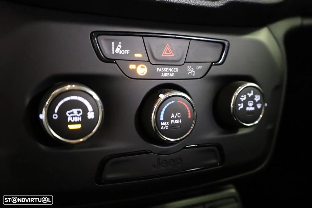 Jeep Renegade 1.0 T Sport - 28