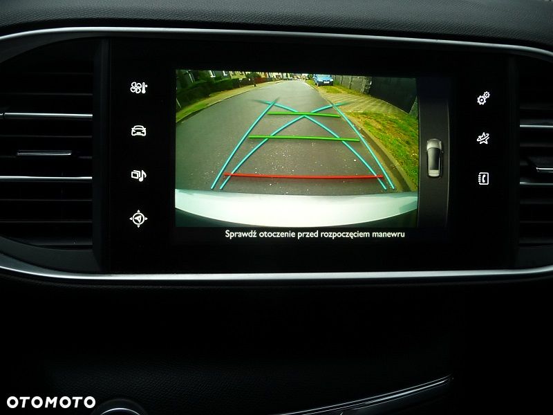 Peugeot 308 BlueHDi 150 EAT6 Stop & Start Business-Line - 12