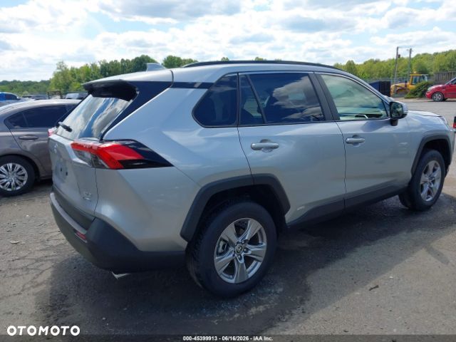 Toyota RAV4 - 5