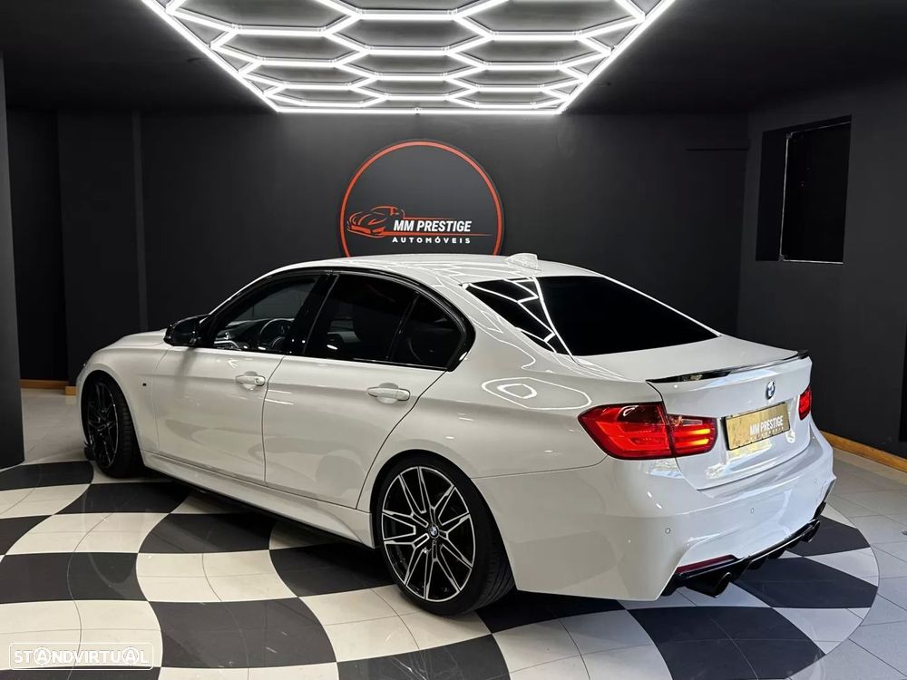 BMW 320 d Pack M - 19
