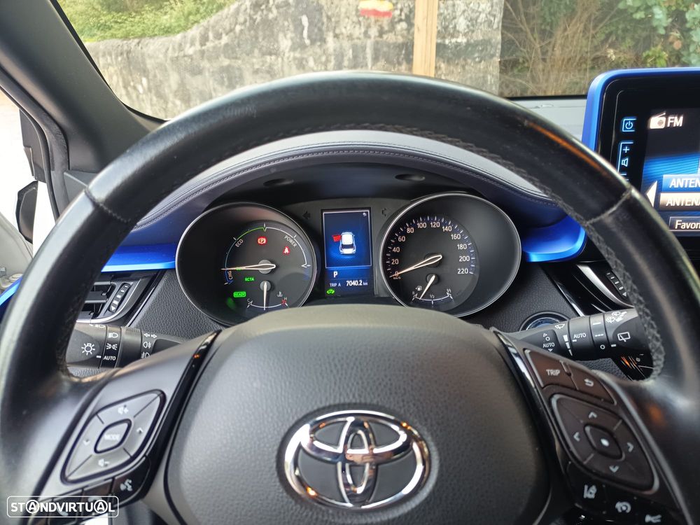 Toyota C-HR 1.8 HSD Exclusive+P.Luxury - 9