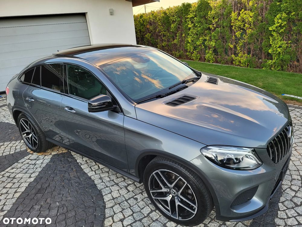 Mercedes-Benz GLE - 24