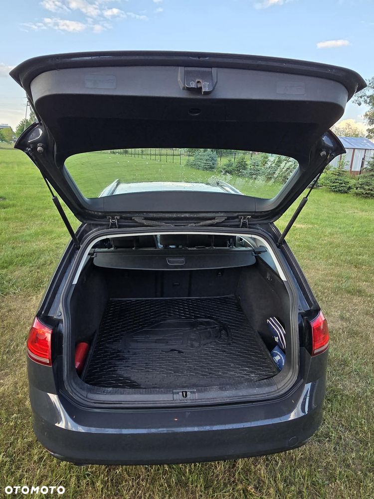 Volkswagen Golf 1.6 TDI BlueMotion Trendline - 6
