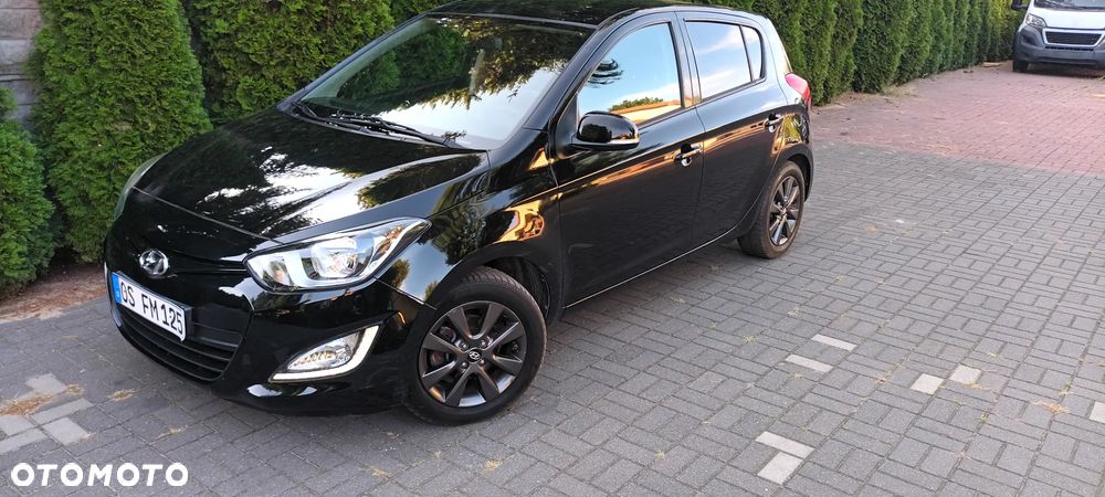 Hyundai i20 1.2 Intro Edition - 19