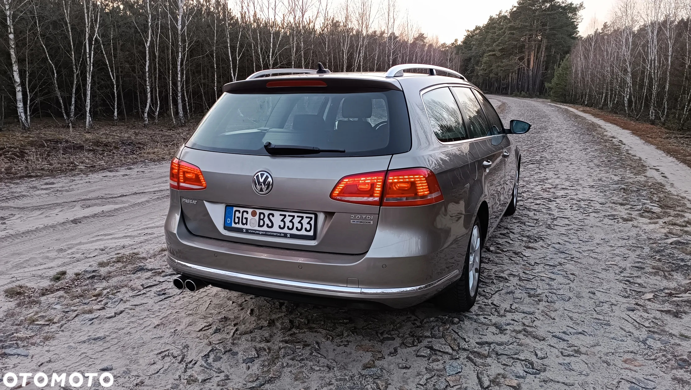 Volkswagen Passat 2.0 TDI Comfortline - 7