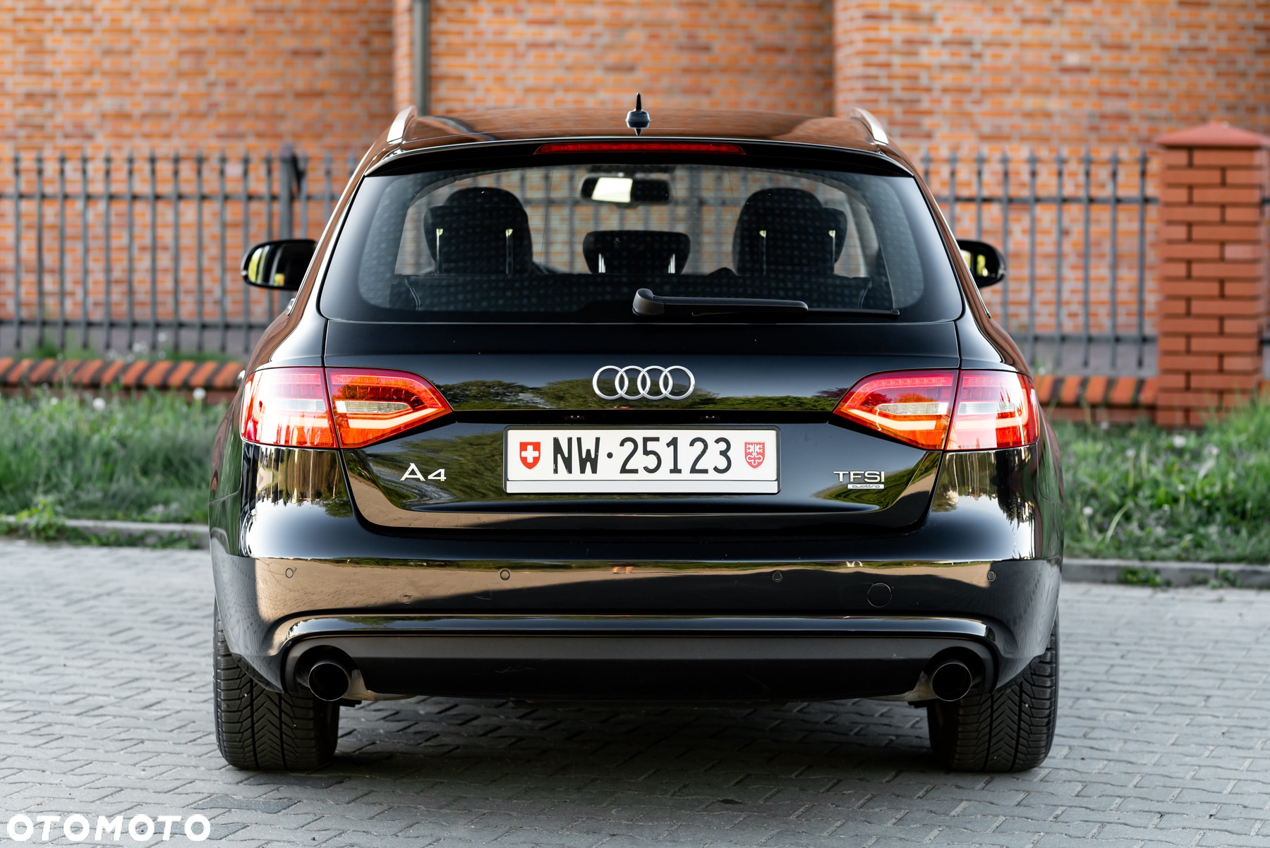 Audi A4 Avant 1.8 TFSI quattro Attraction - 13