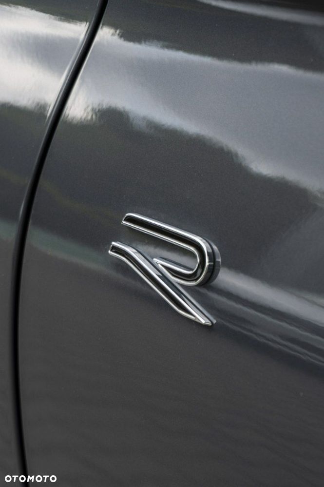 Volkswagen Tiguan - 11