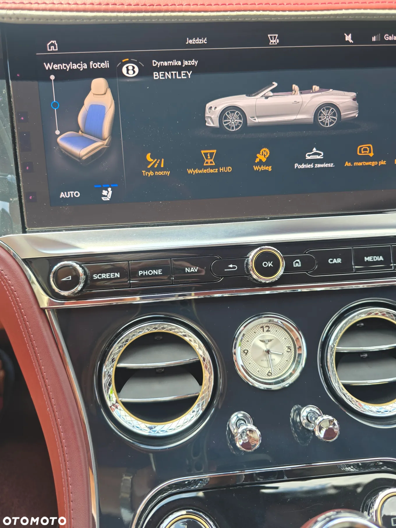Bentley Continental GT New Convertible V8 Mulliner - 29