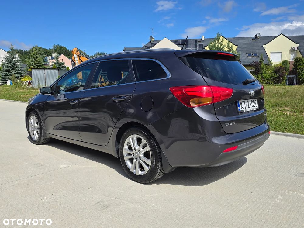 Kia Ceed - 7