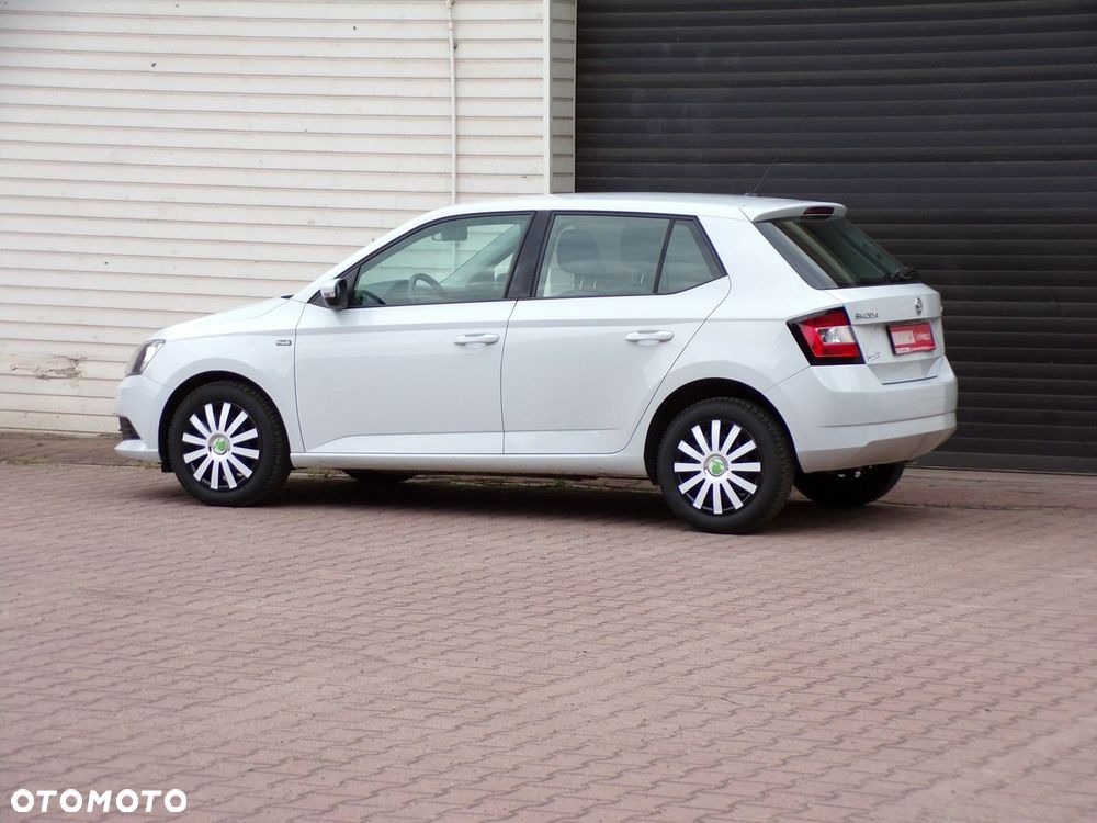 Skoda Fabia - 15