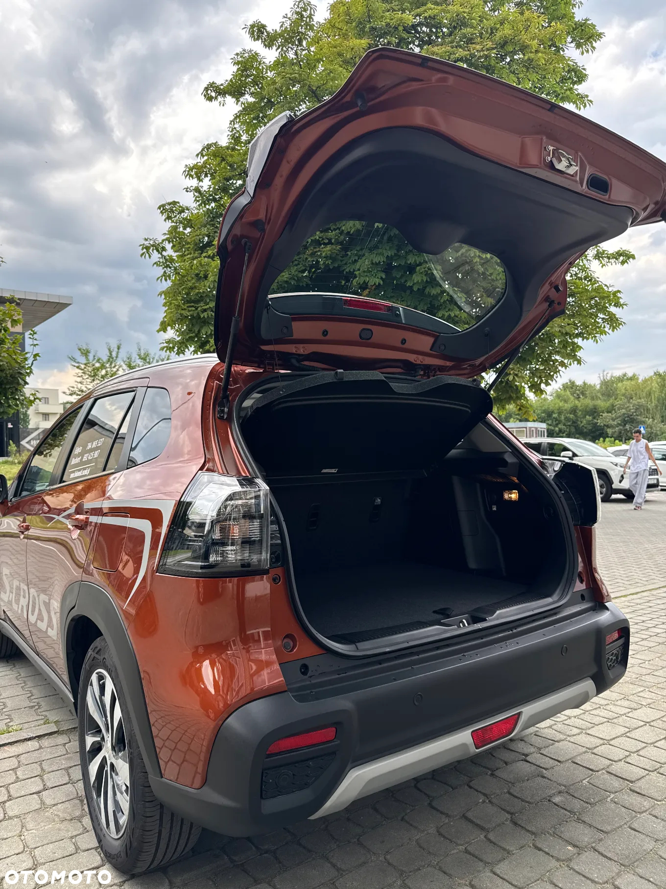 Suzuki SX4 S-Cross 1.5 DualJet Hybrid Elegance Sun SP 4WD AGS - 17