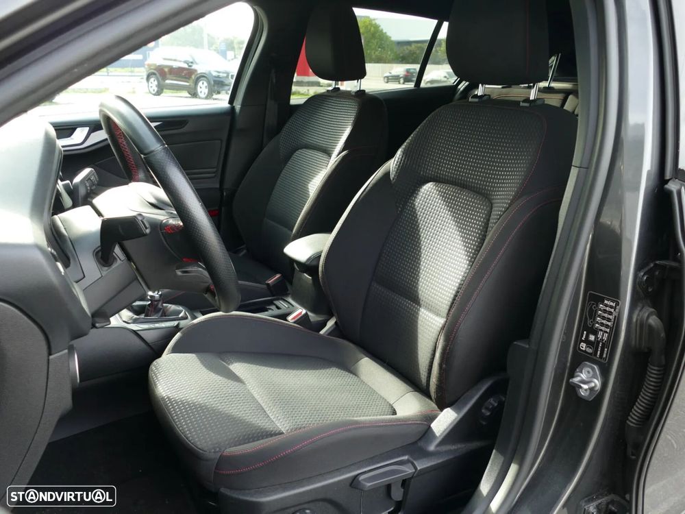 Ford Focus SW 1.5 TDCi EcoBlue ST-Line - 22