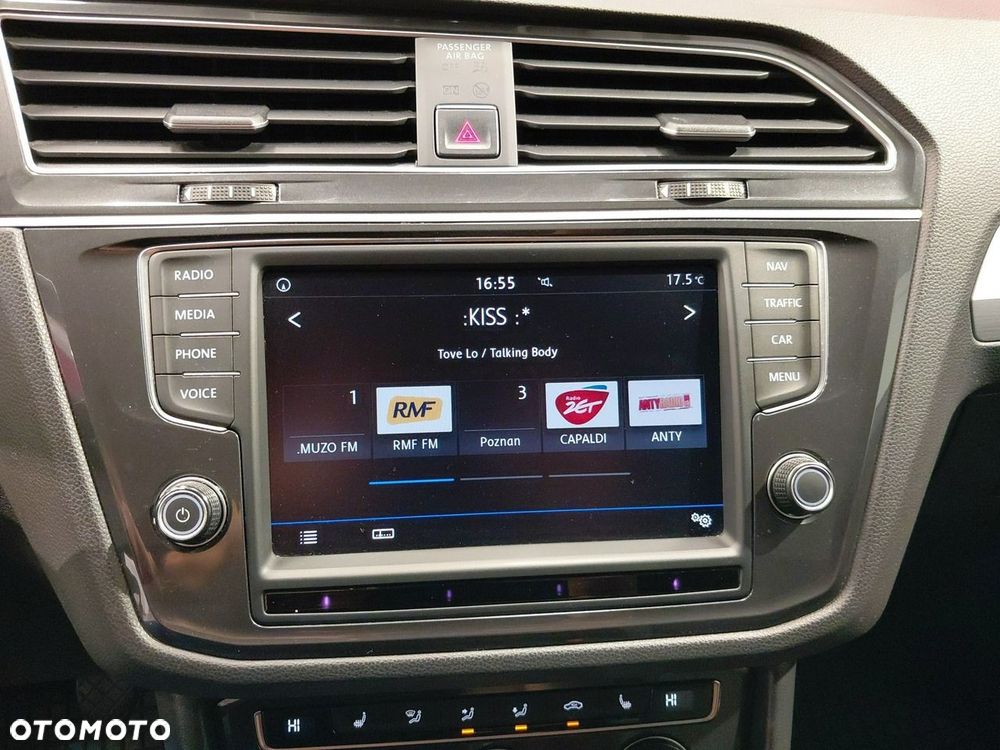 Volkswagen Tiguan - 31