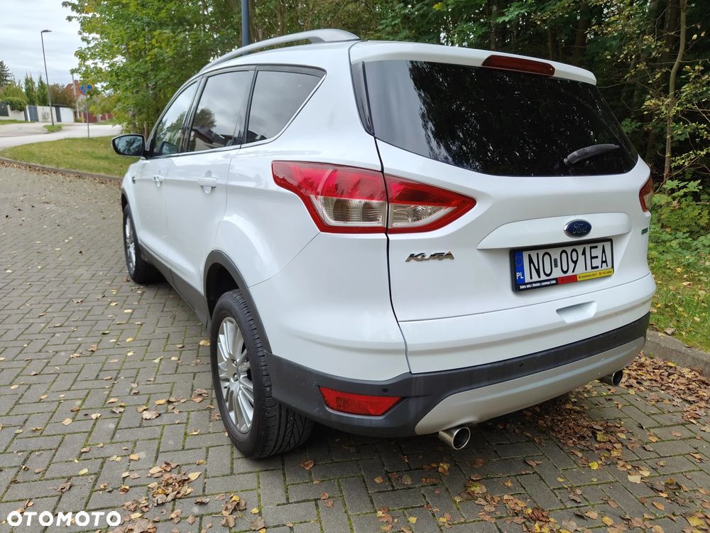 Ford Kuga 1.6 EcoBoost 2x4 Titanium - 7