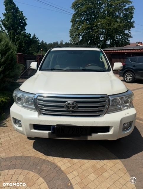 Toyota Land Cruiser - 10