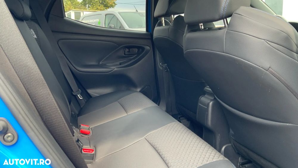 Toyota Yaris 1.5 130 CP HEV Premiere Edition - 7