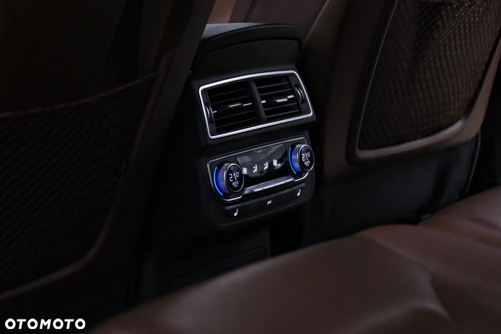 Audi Q7 - 32
