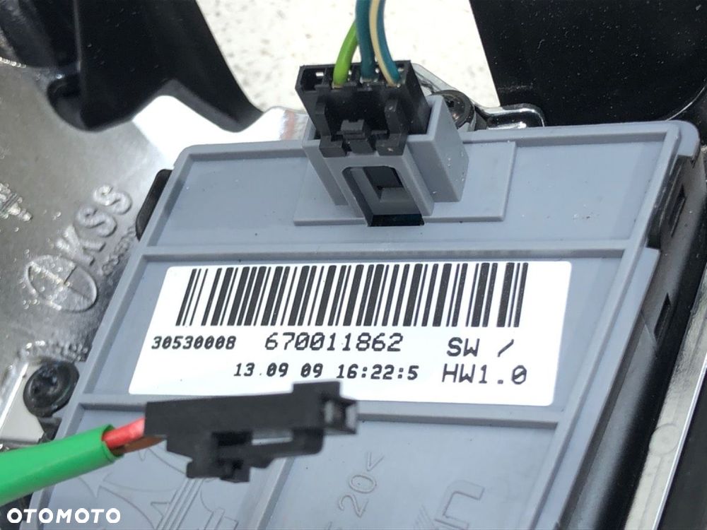 PRZEŁĄCZNIKI KIEROWNICY MULTIFUNKCJA  MASERATI QUATTROPORTE VI 2012 - 2022 3.0 S Q4 302 kW [411 - 7