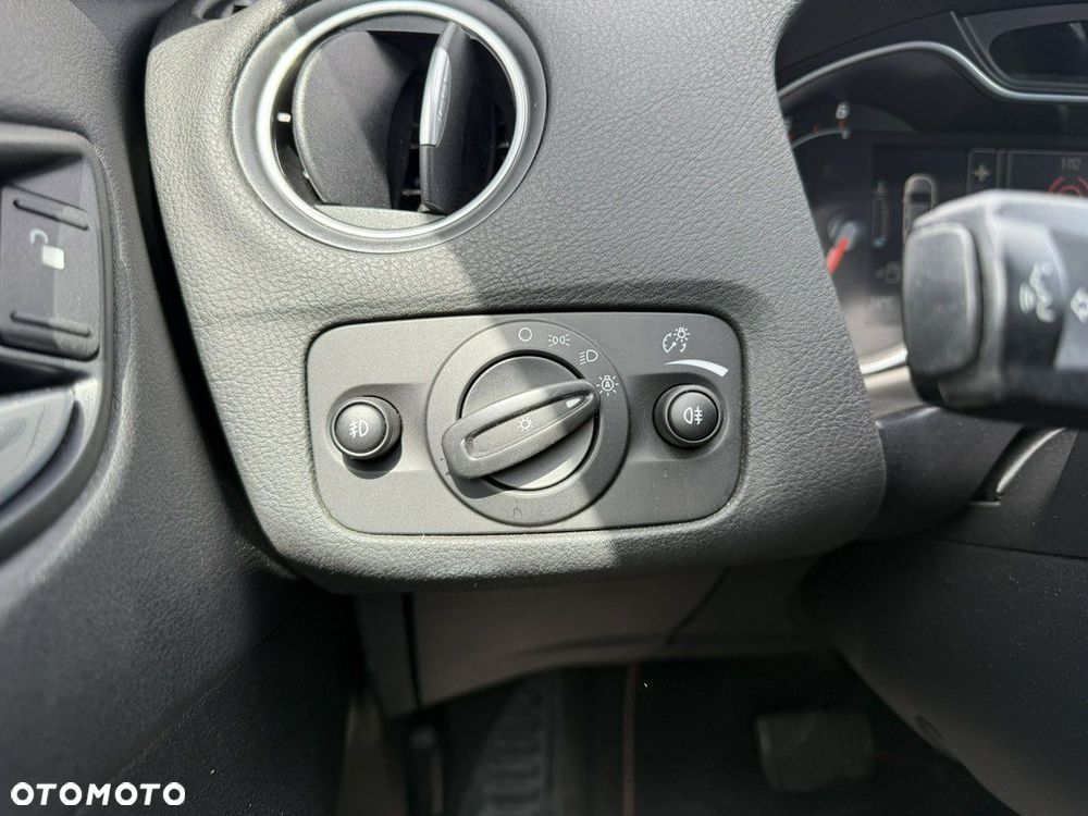 Ford Mondeo 2.0 TDCI Business Edition - 29