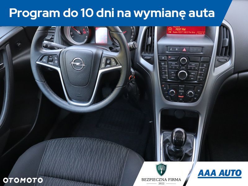 Opel Astra - 8