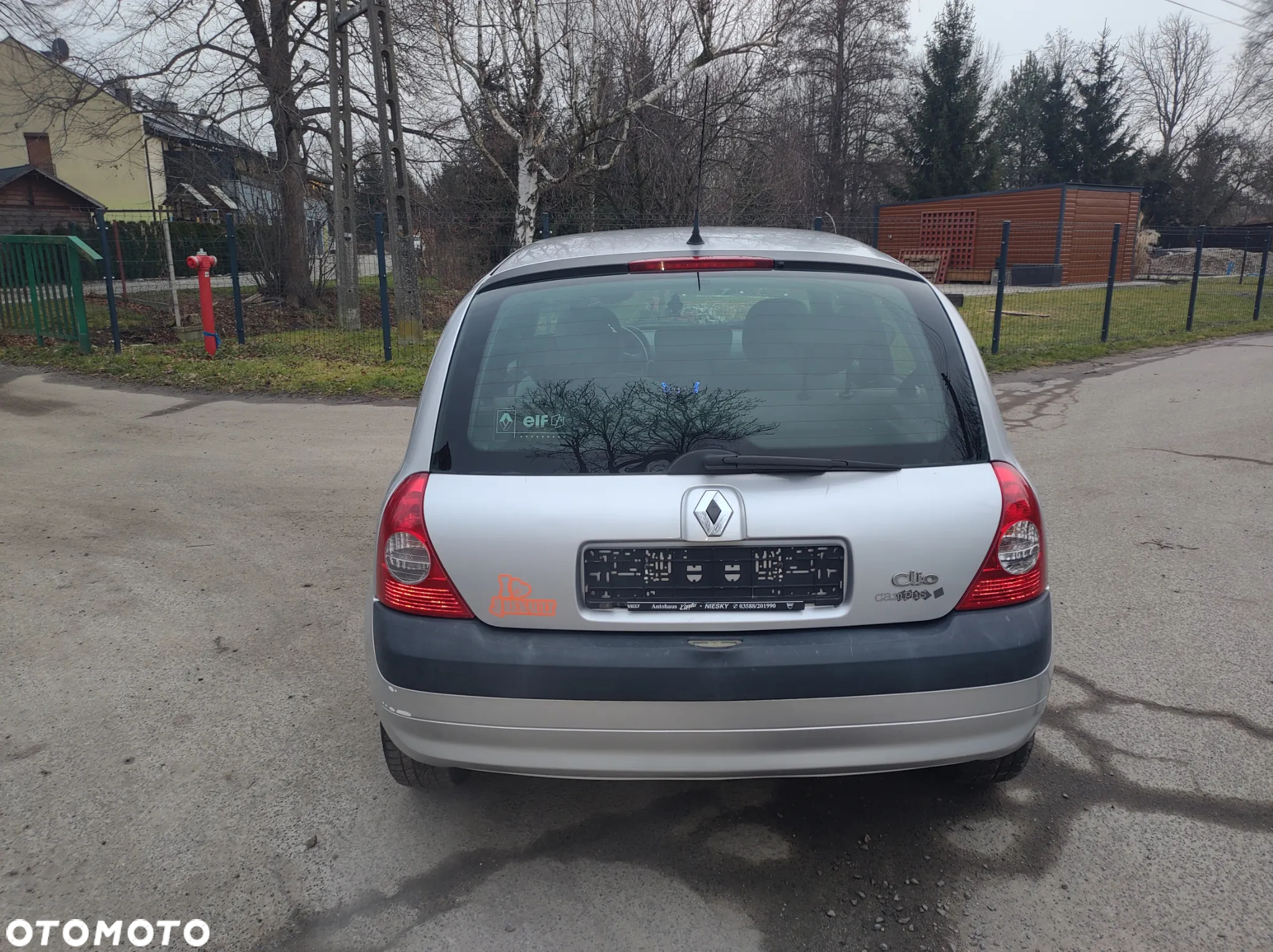Renault Clio 1.2 16V 75 Collection - 5