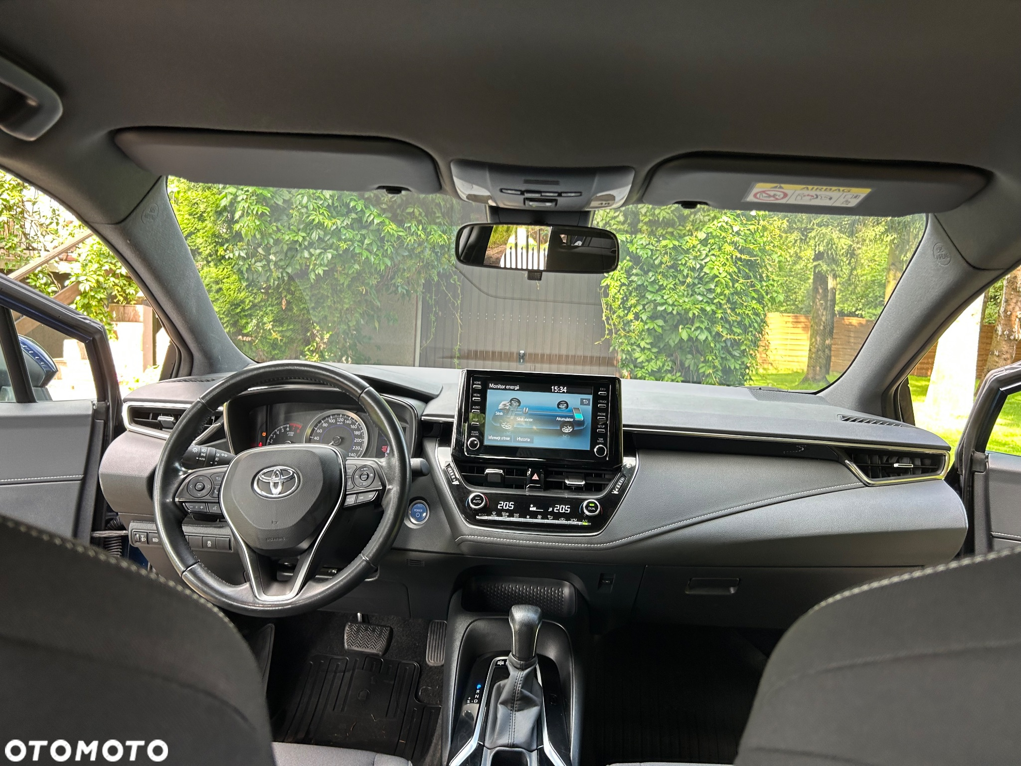 Toyota Corolla 2.0 Hybrid Comfort - 23