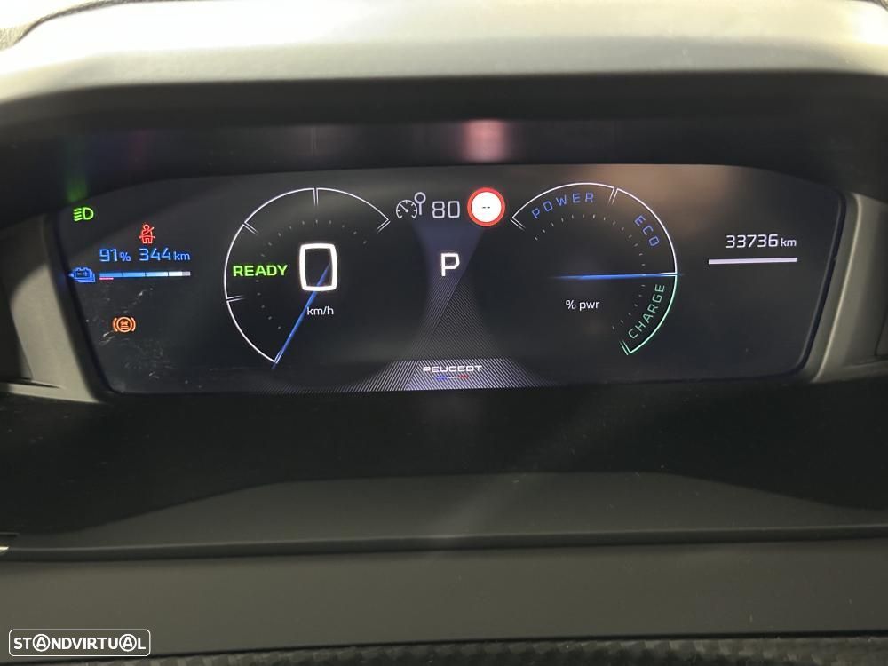 Peugeot e-208 51 kWh Allure - 33