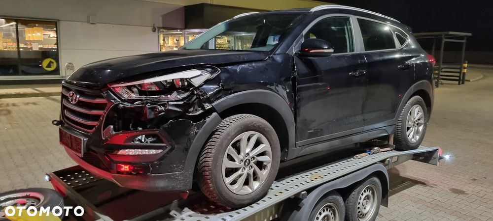 Hyundai Tucson 1.6 GDI BlueDrive Style 2WD - 10