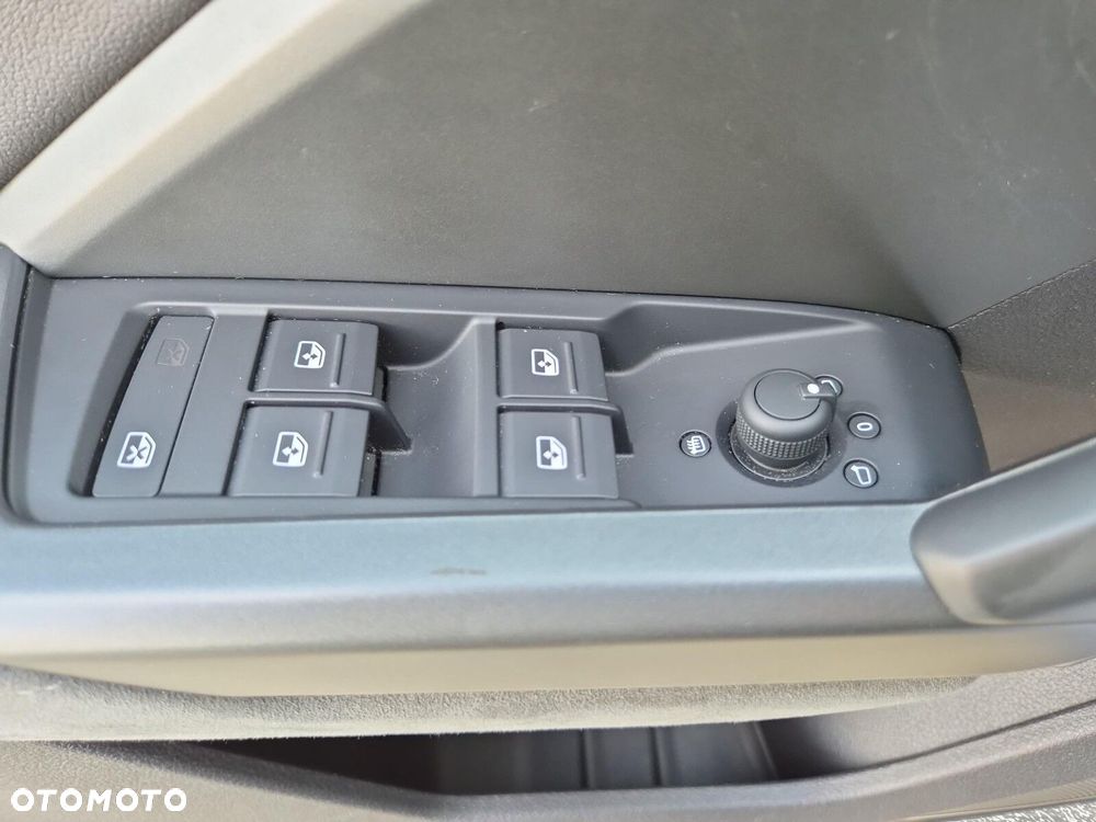 Audi Q3 35 TFSI mHEV S-Line S tronic - 13