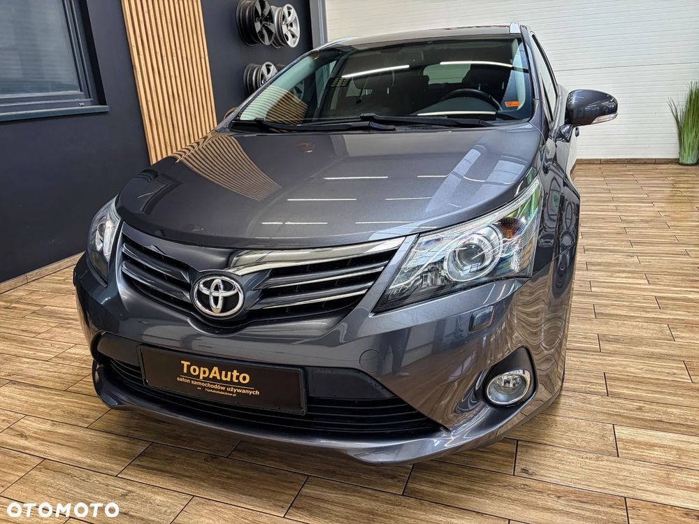 Toyota Avensis 1.8 Premium - 13