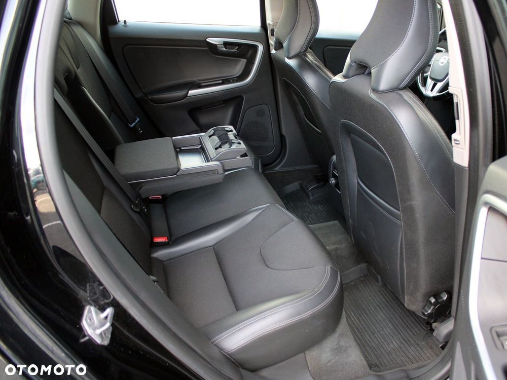 Volvo XC 60 D4 Drive-E Kinetic - 16